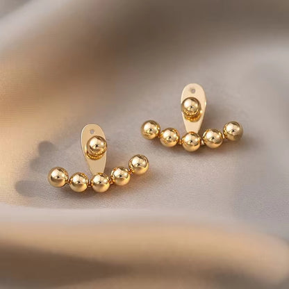 Elizabeth Pearls Earrings